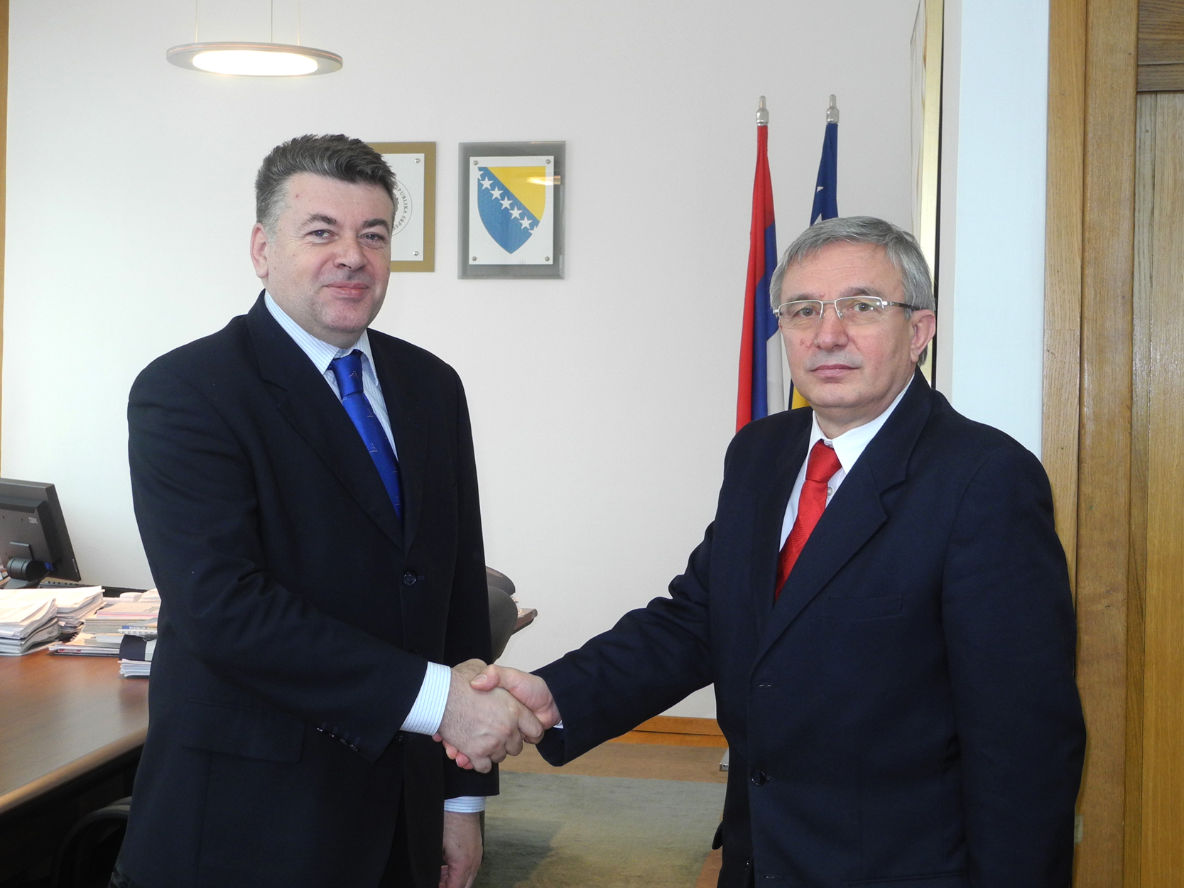 The Speaker of the House of Representatives of the Parliamentary Assembly of BiH, Dr. Milorad Živković, spoke with the Ambassador of Romania to BiH